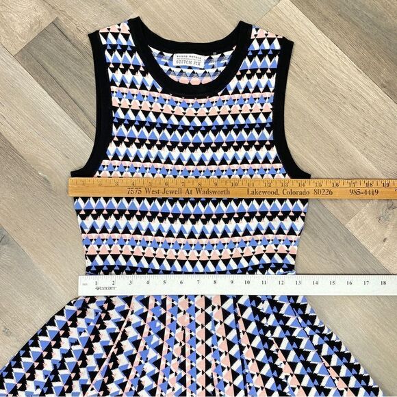 Susan Monaco Stitch Fix Geometric Print Fit & Flare Dress Blue Pink Small - Picture 12 of 12